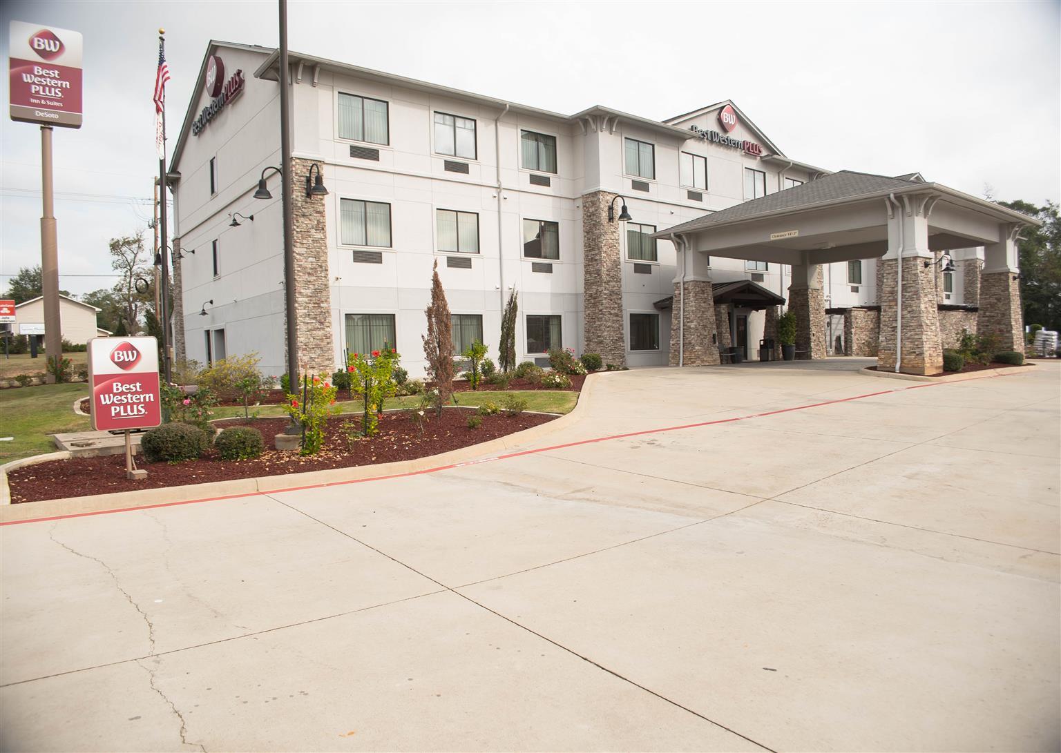 Best Western Plus Desoto Inn & Suites Mansfield Kültér fotó